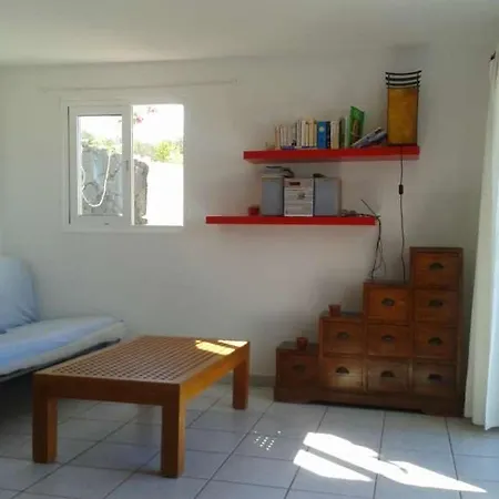 Sleeps 4 Wifi * Famara