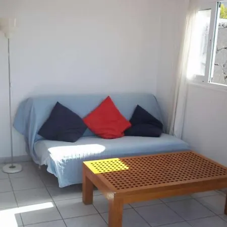 Sleeps 4 Wifi Famara