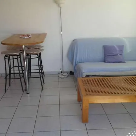 Sleeps 4 Wifi * Famara
